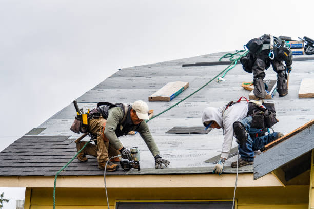 Professional Gutter Installation technician working in Jewett, OH